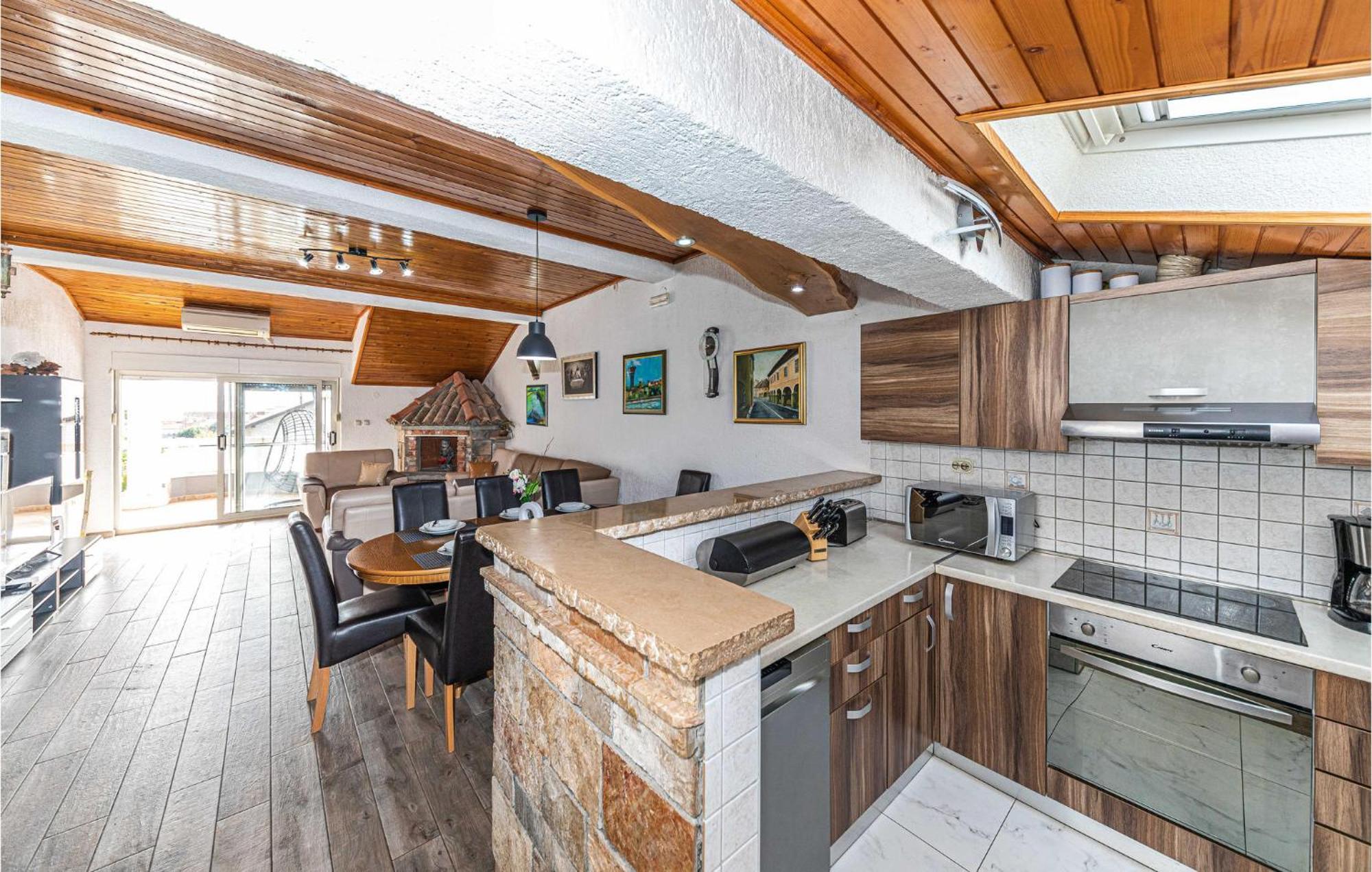 Nice Apartment In Kastel Stafilic With Sauna Kaštela Kültér fotó