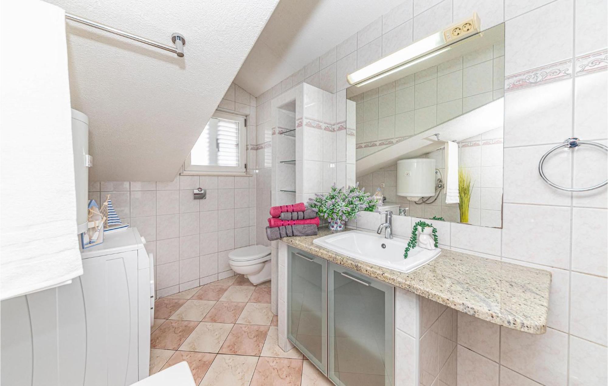 Nice Apartment In Kastel Stafilic With Sauna Kaštela Kültér fotó