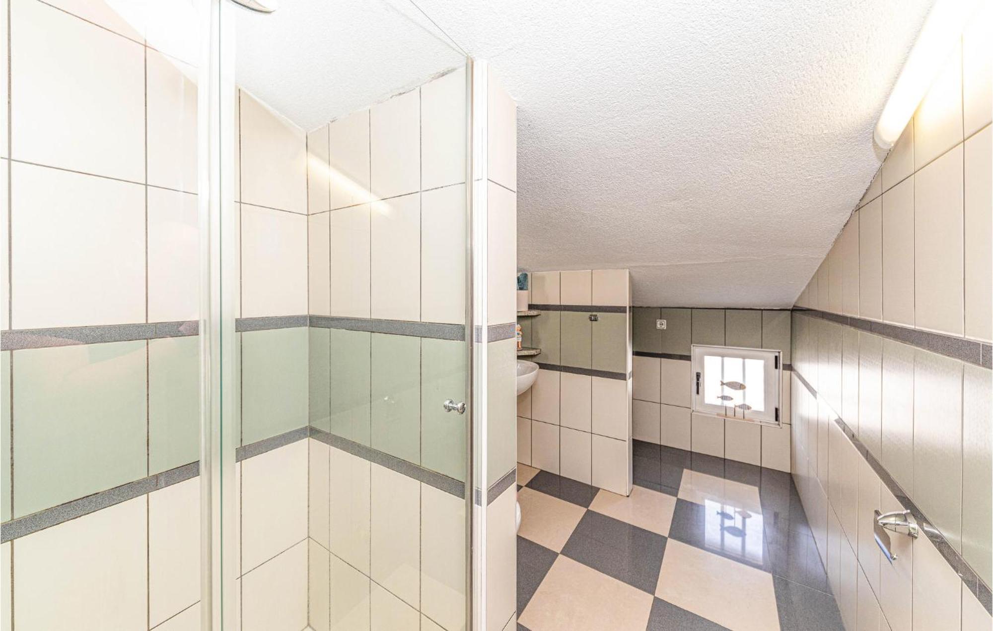 Nice Apartment In Kastel Stafilic With Sauna Kaštela Kültér fotó